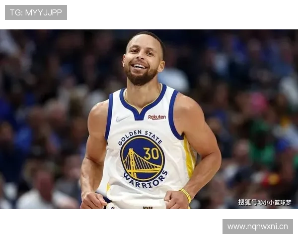 库里家里厨房都比我家客厅大，这日子过得也太拽了吧？