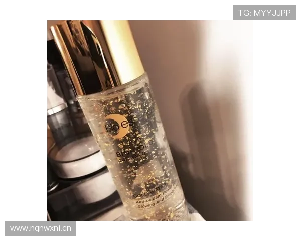 昌雅妮私下喝的水都带金箔？